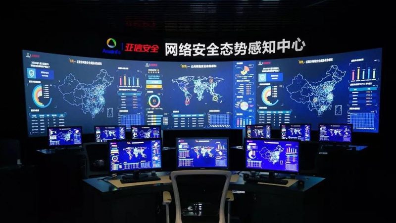 作为连锁店，系统稳定性与安全性至关重要。在采购软硬件时，应关注以下方面：